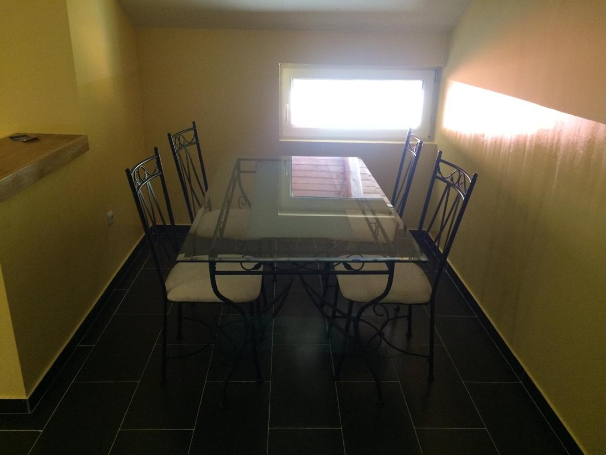 Hostel Jedvaj Krapina Bagian luar foto