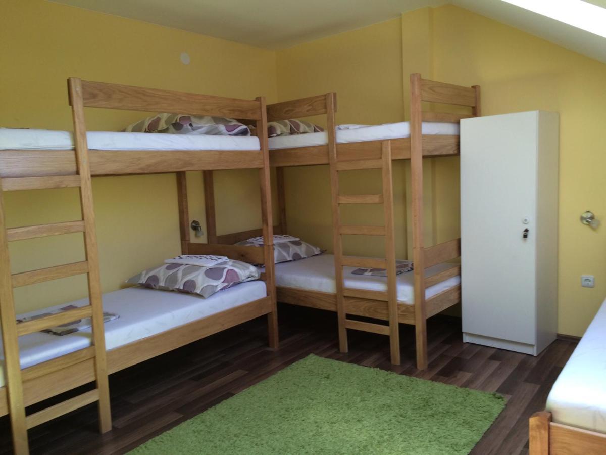 Hostel Jedvaj Krapina Bagian luar foto