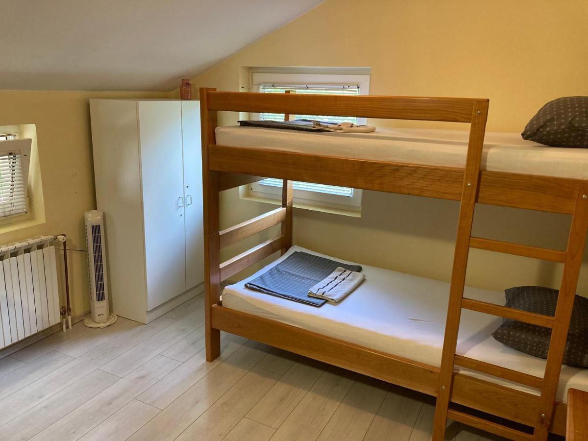 Hostel Jedvaj Krapina Bagian luar foto