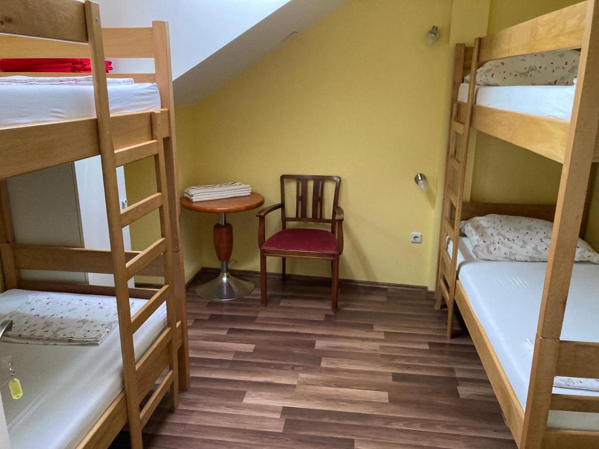 Hostel Jedvaj Krapina Bagian luar foto